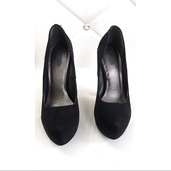 BUNDLE!! BEIGE&BLACK PLATFORM PUMPS - Picture 5 of 7